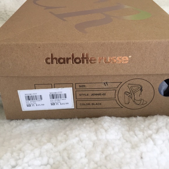 Black heels - Picture 2 of 4